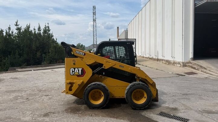 CATERPILLAR  262D3 